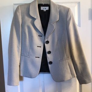 Blazer and pants that are perfect for work